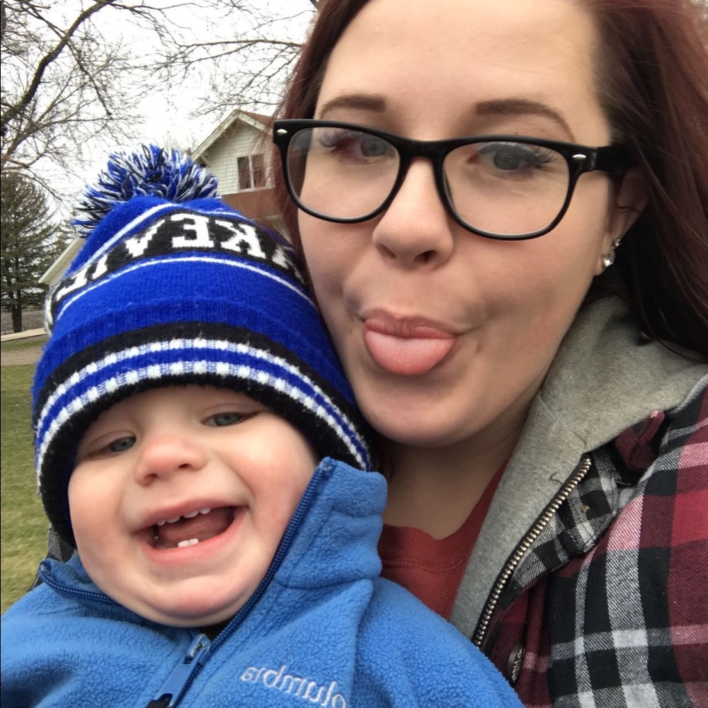 Meet your Posher, Emily